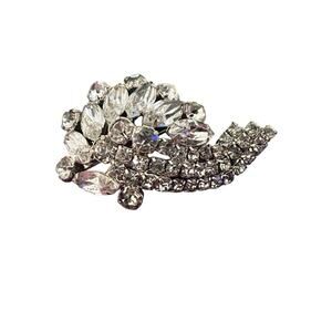 Vintage Unsigned Silver Tone Crystal Rhinestone Statement Brooch
